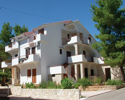 oglasi, HVAR - APARTMANI, STUDIO APARTMANI